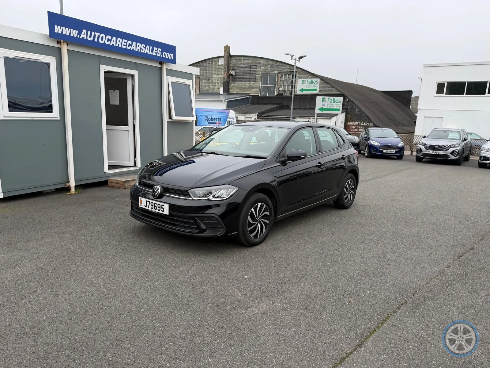 OCT 2022 VW POLO 1.0 TSI (95BHP) LIFE EDITION 5DR HATCHBACK ONLY 12100 MILES MAIN DEAER SERVICE HISTORY OUR PRICE £14995 — photo 1