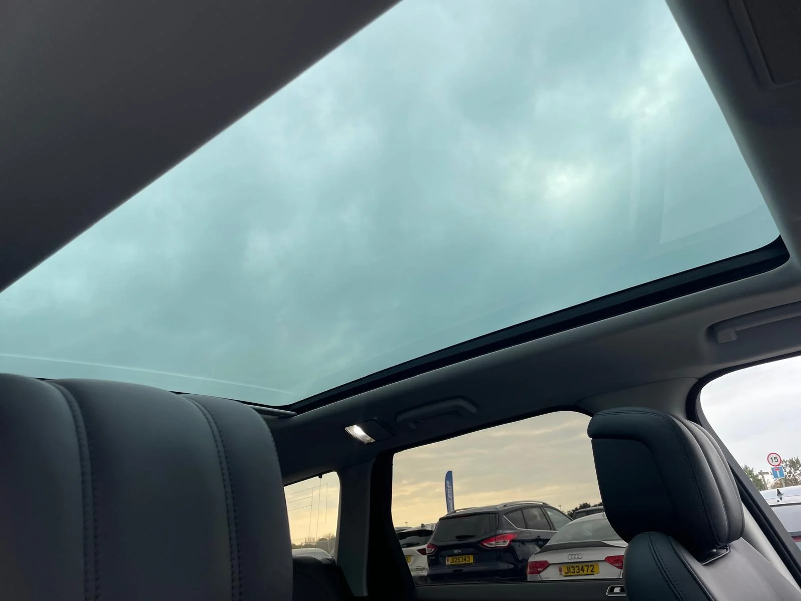 2022 RANGE ROVER SPORT 2.0 P400e (404bhp) AWD CommandShift HSE DYNAMIC PETROL ELECTRIC PLUG-IN COST £75,915 NEW!! OUR PRICE £39,950 — photo 1