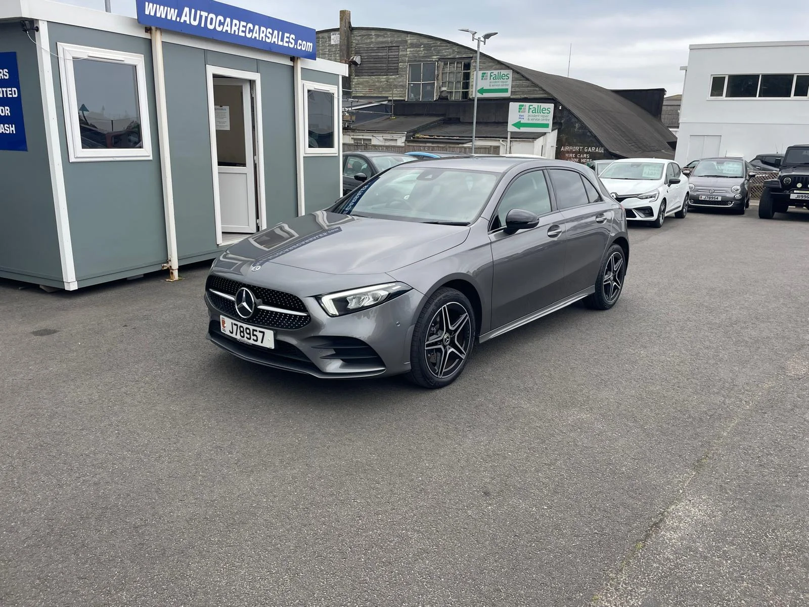 2023 MERCEDES-BENZ A250e 1.3 AMG-LINE EXECUTIVE 7G DCT PLUG-IN HYBRID 5DR HATCHBACK FULL MAIN DEALER SERVICE OUR PRICE £23995 — photo 1