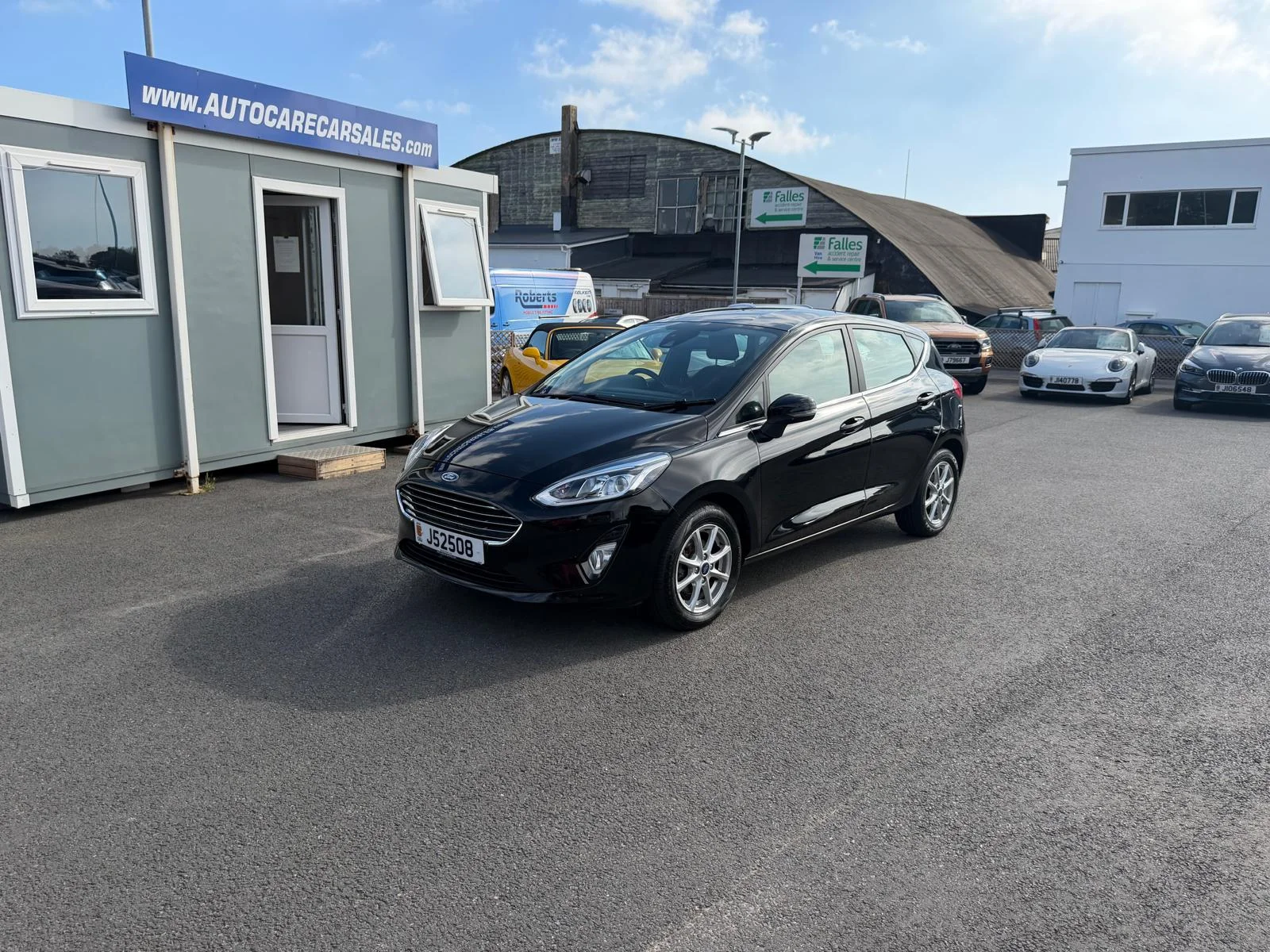 2018 FORD FIESTA 1.1 ZETEC 5DR HATCHBACK FULLY SERVICED UPON SALE NICE EXAMPLE OUR PRICE £7995 — photo 1
