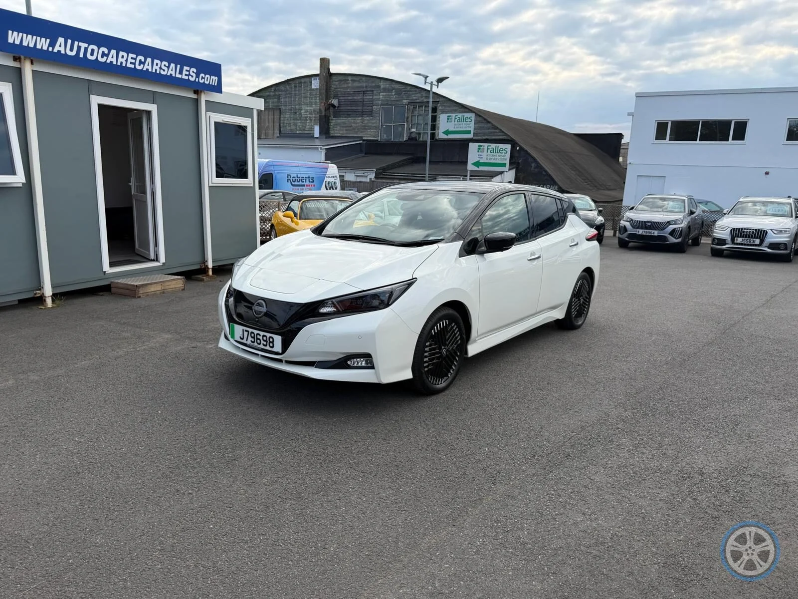2024 NISSAN LEAF 39KWH TEKNA EDITION FULLY ELECTRIC FACELIFT MODEL COST £31,940 NEW!! OUR PRICE £13995 — photo 1