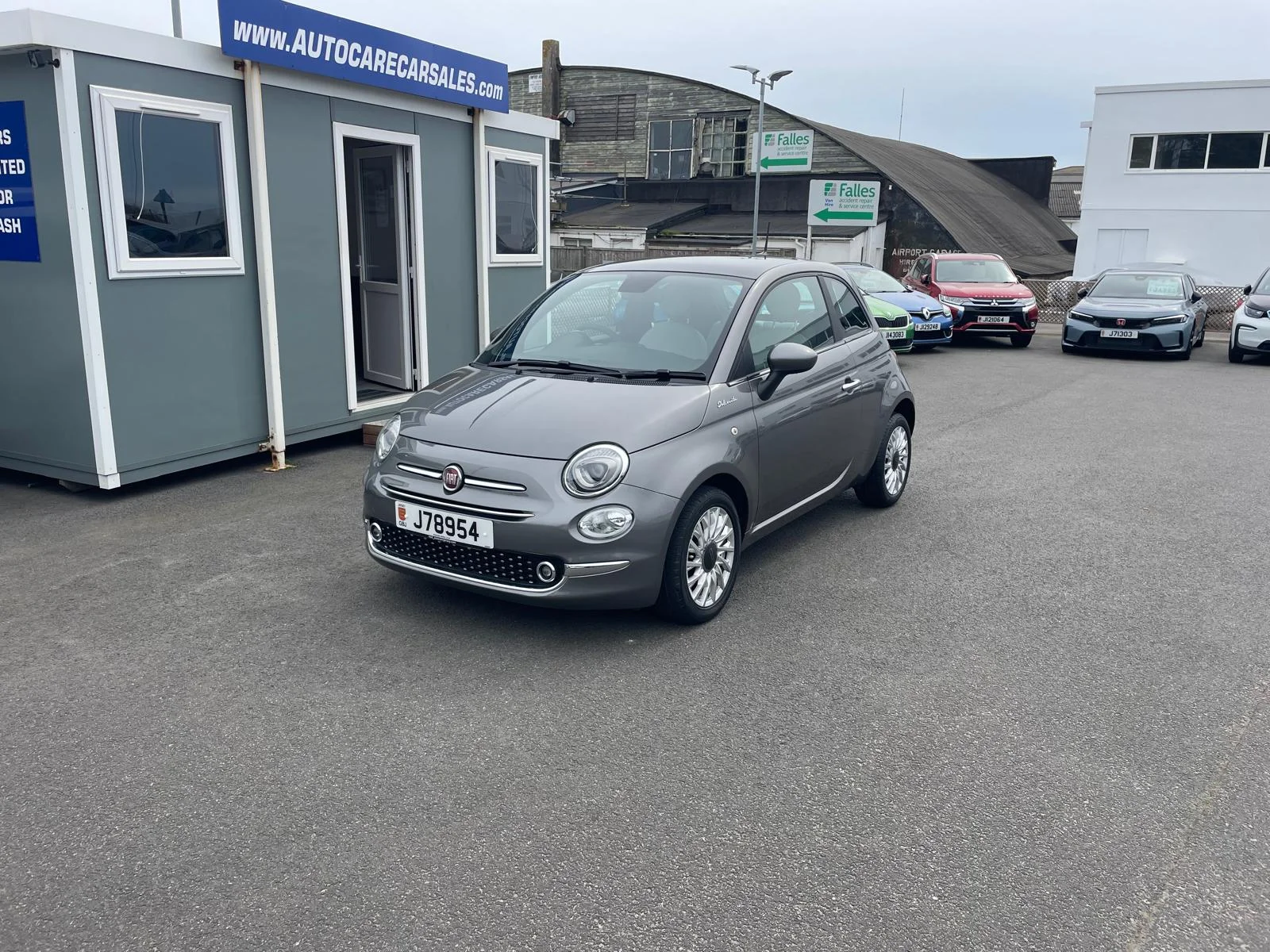 NOV 2021 FIAT 500 DOLCEVITA MHEV 3DR HATCHBACK MILD HYBRID PANORAMIC ROOF OUR PRICE £9995 — photo 1