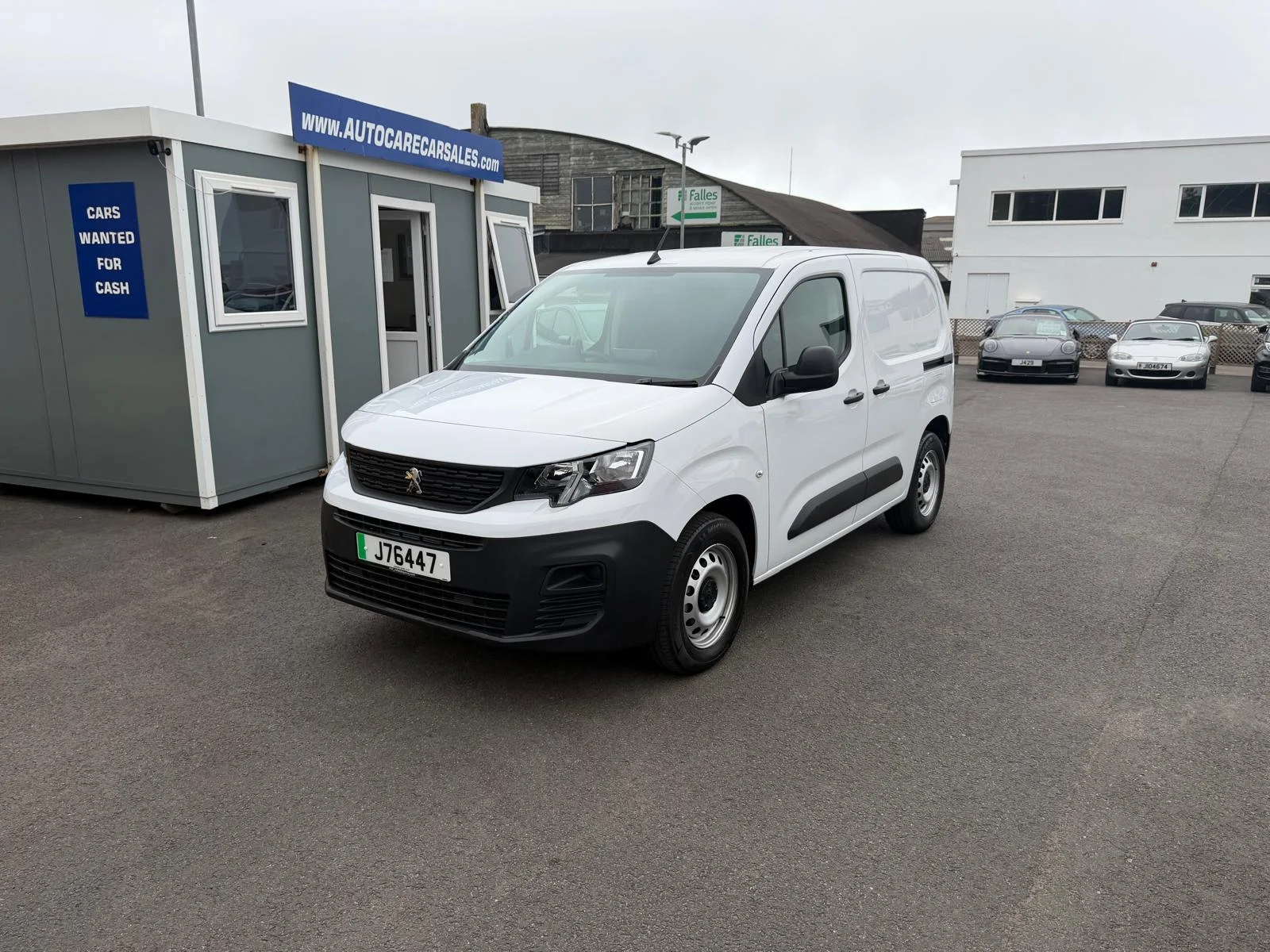 2023 PEUGEOT E-PARTNER STD 100KW 50KWH 800 PROFESSIONAL PREMIUM PLUS PANEL VAN FULLY ELECTRIC ZERO EMISSION OUR PRICE £12995 + GST — photo 1