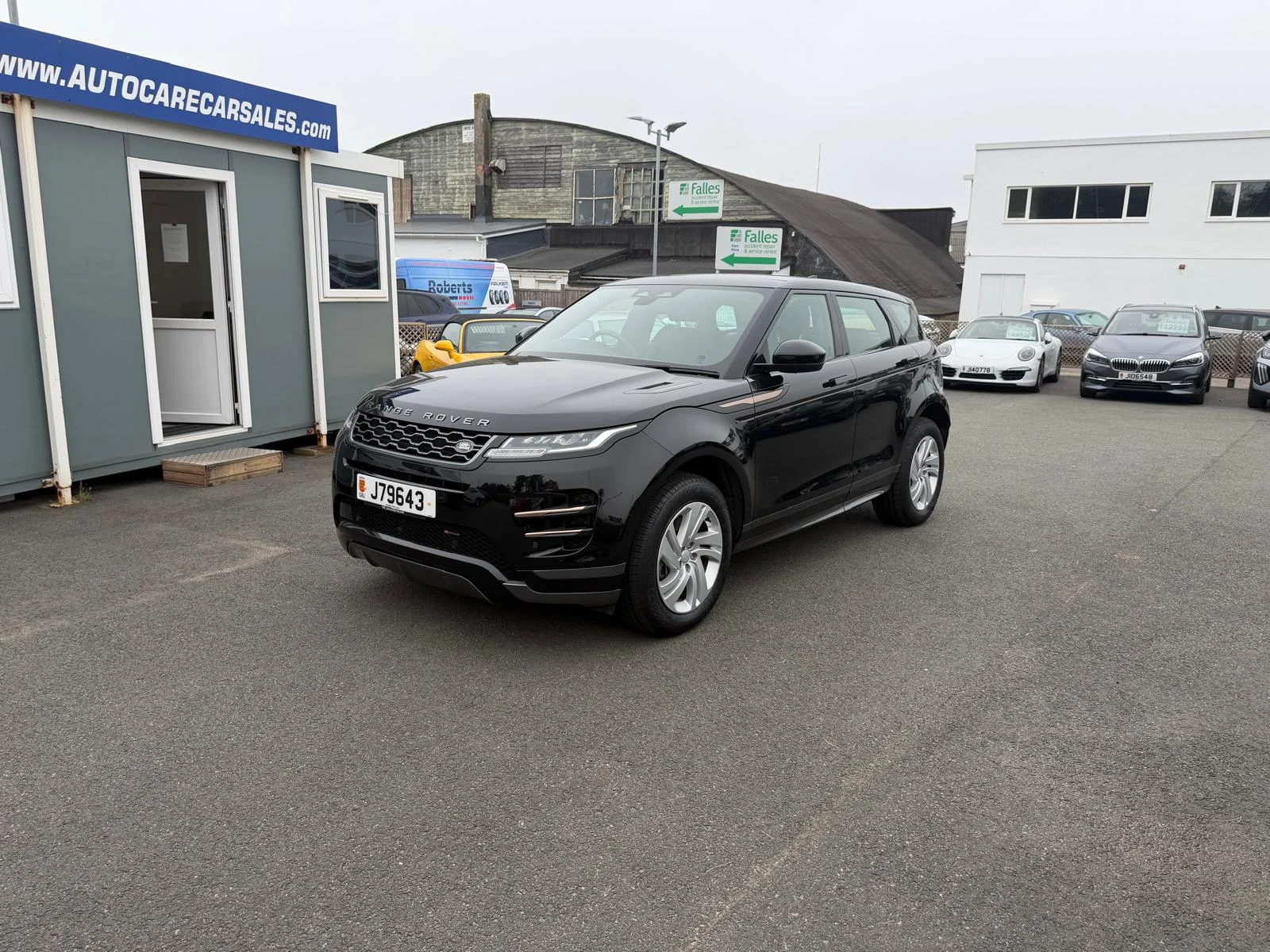 2022 NEW RANGE ROVER EVOQUE 1.5 P300E PHEV AWD R-DYNAMIC (S) 5DR AUTO/PETROL PLUG-IN HYBRID ONLY 18600 MILES PANORAMIC GLASS ROOF OUR PRICE £23995 — photo 1