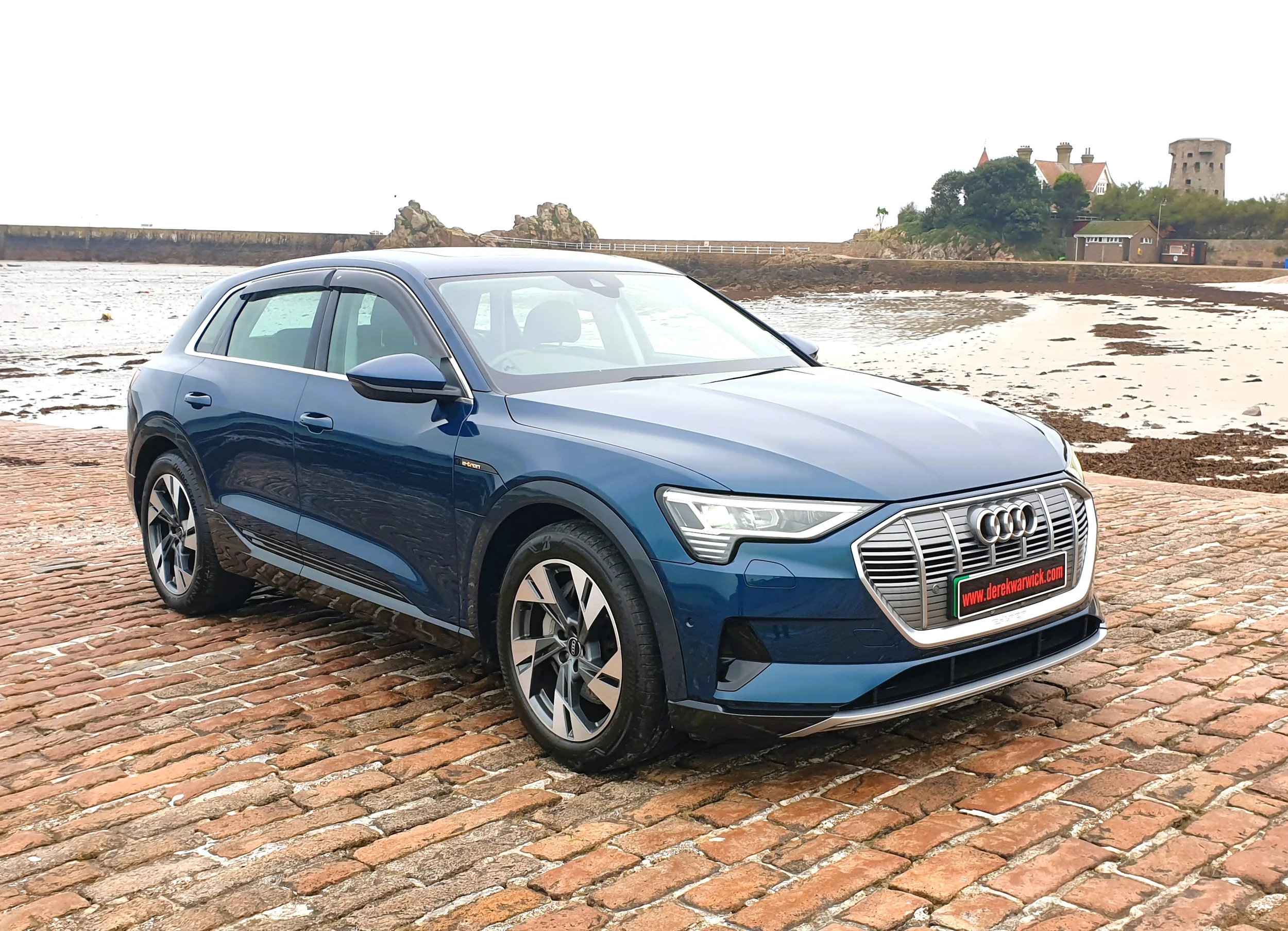 Audi E-Tron Sport 50 Quattro — photo 1