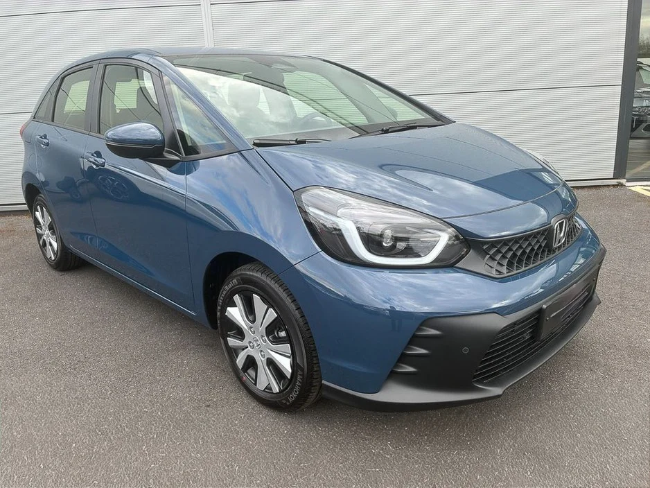 Honda Jazz 1.5 i-MMD Elegance — photo 1