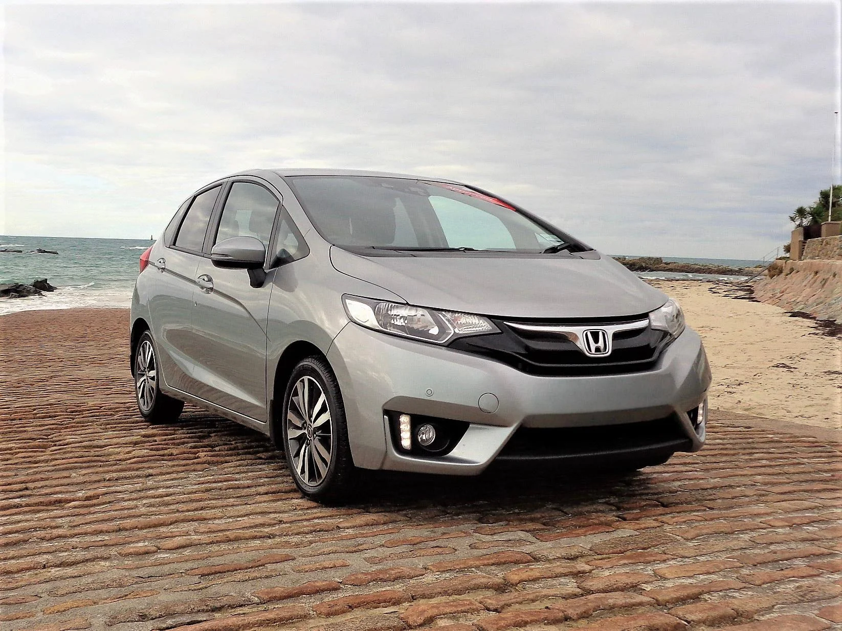 2016 Honda Jazz 1.3 i-VTEC EX Hatchback — photo 1