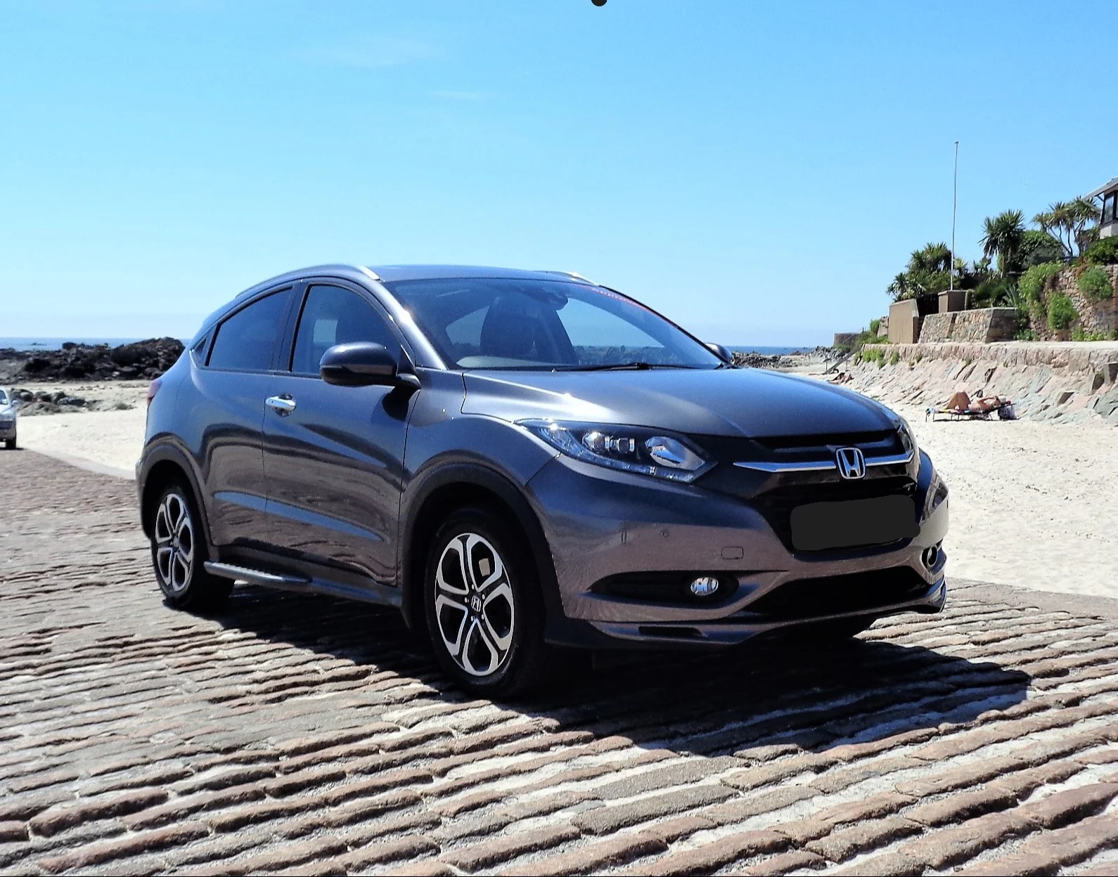 Honda HR-V 1.6 i-DTEC EX — photo 1