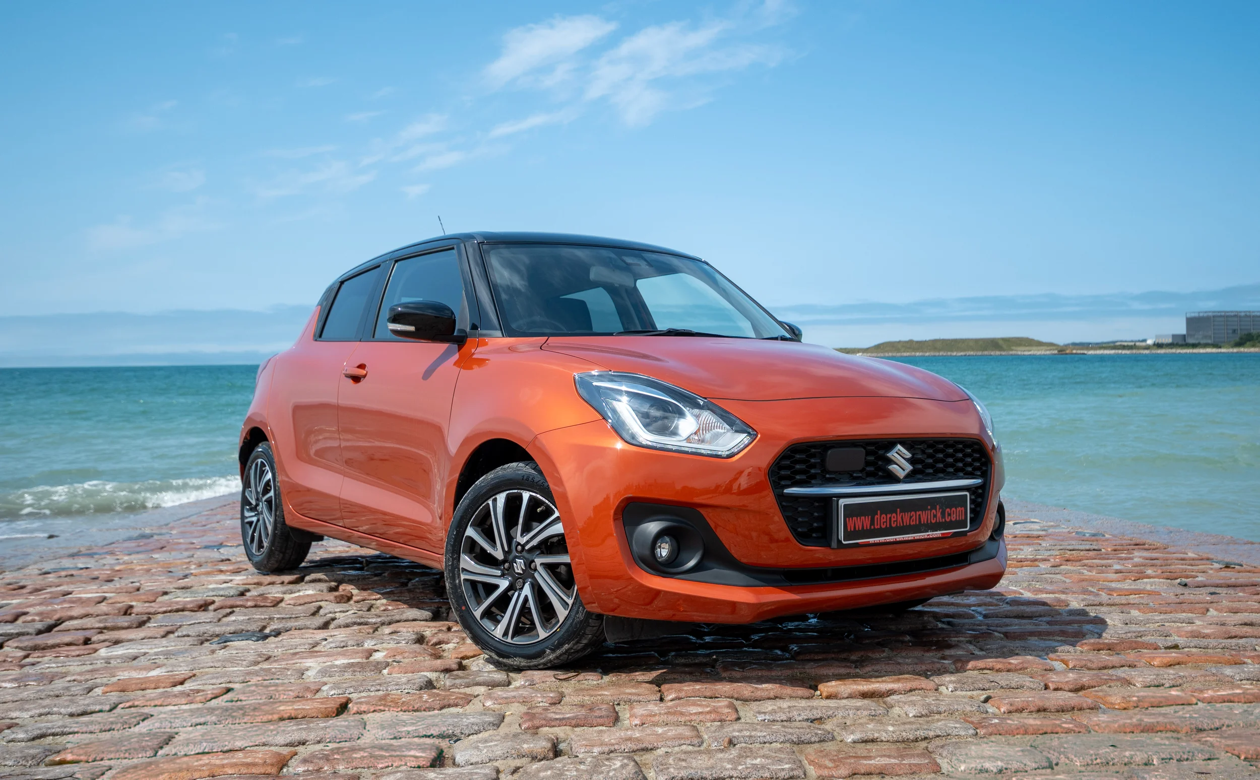 Suzuki Swift 1.2 Dualjet — photo 1