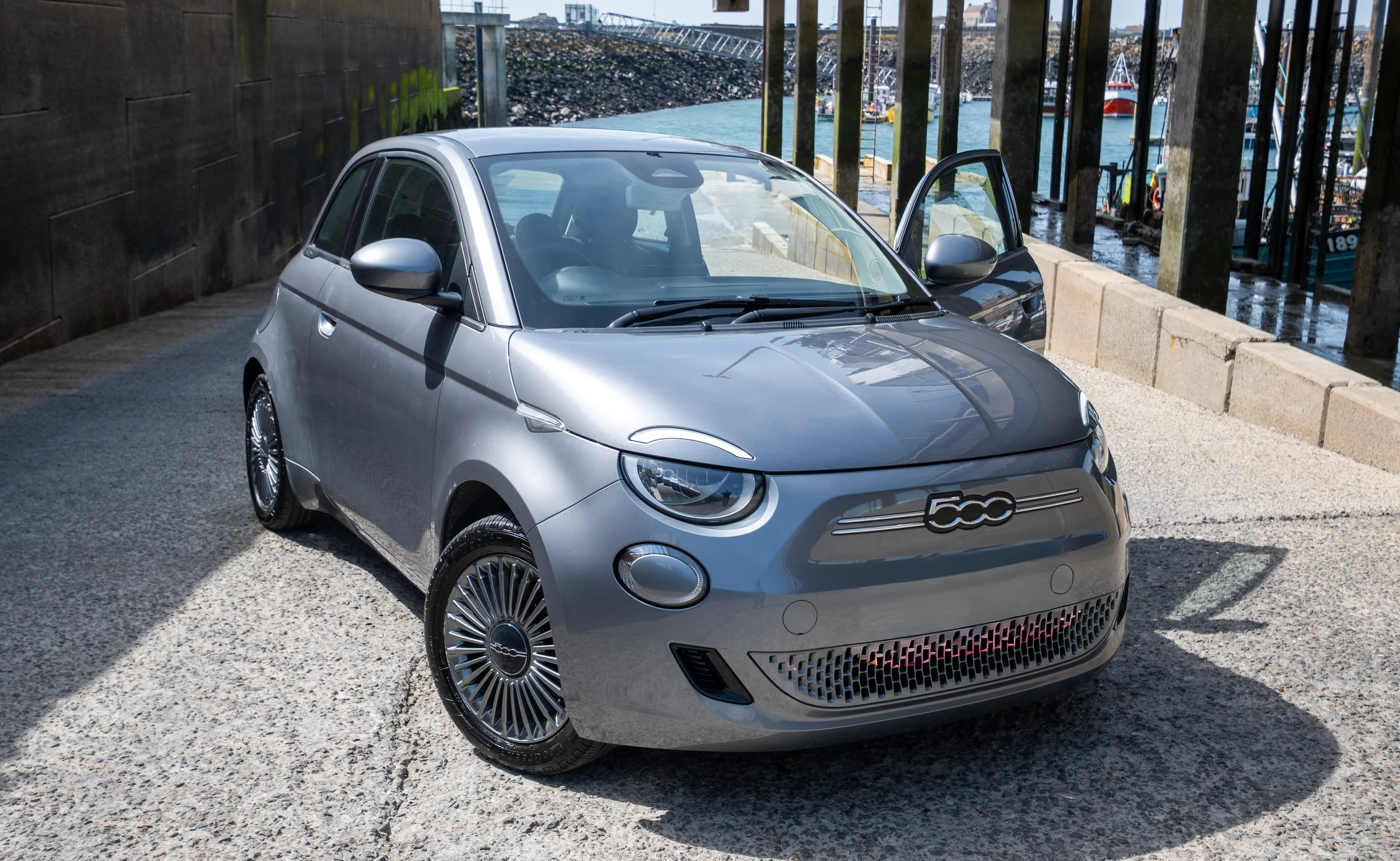 Fiat 500 E Icon — photo 1
