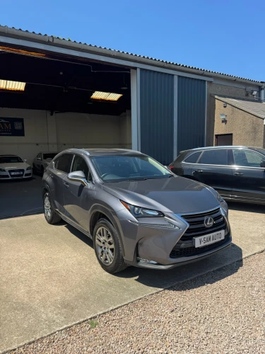 2016 Lexus NX300H Luxury