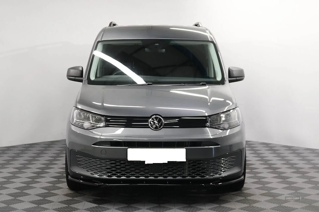 2024 Volkswagen Caddy Cargo Maxi — photo 1