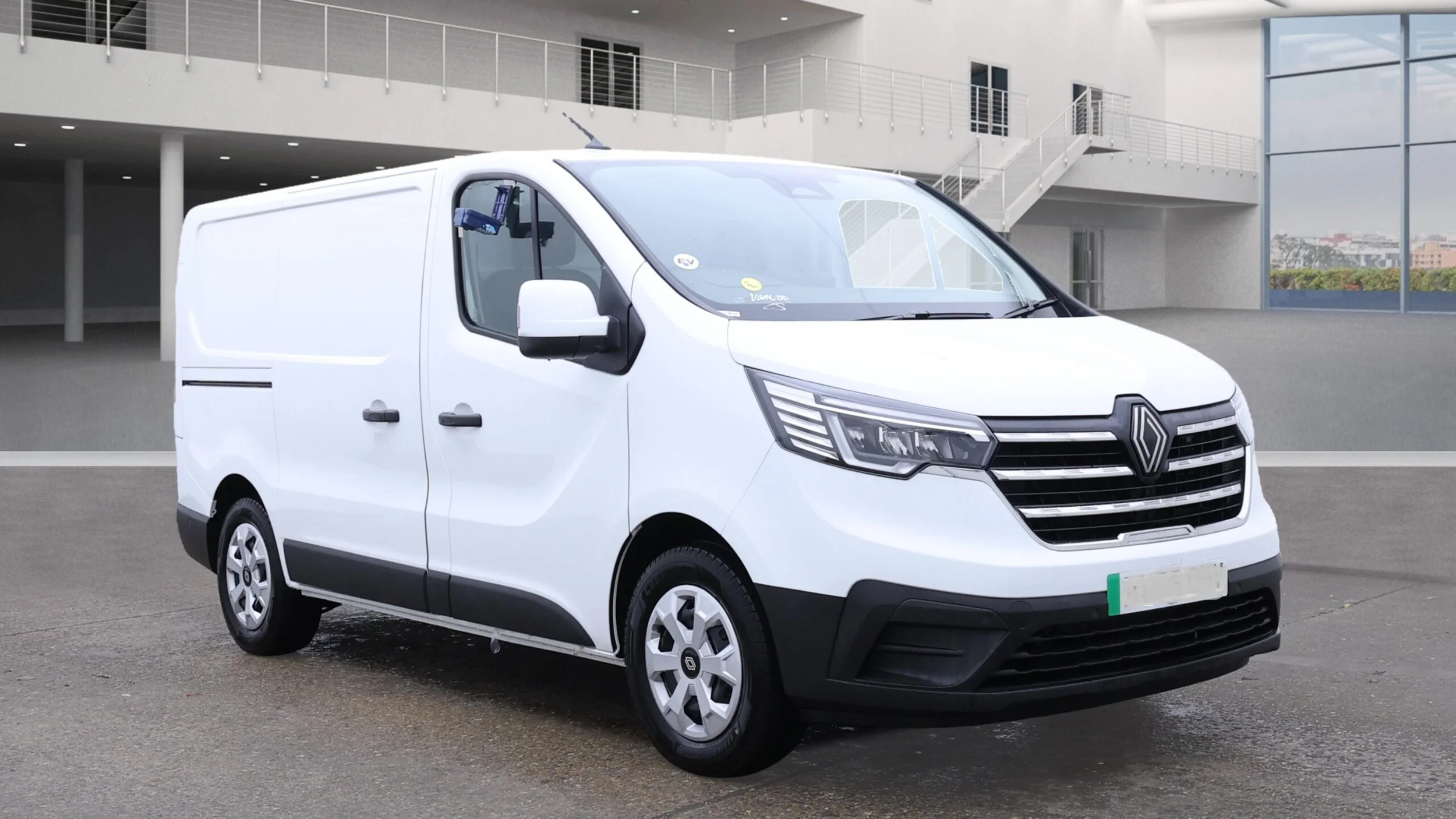 2025 Renault Trafic E-tech — photo 1