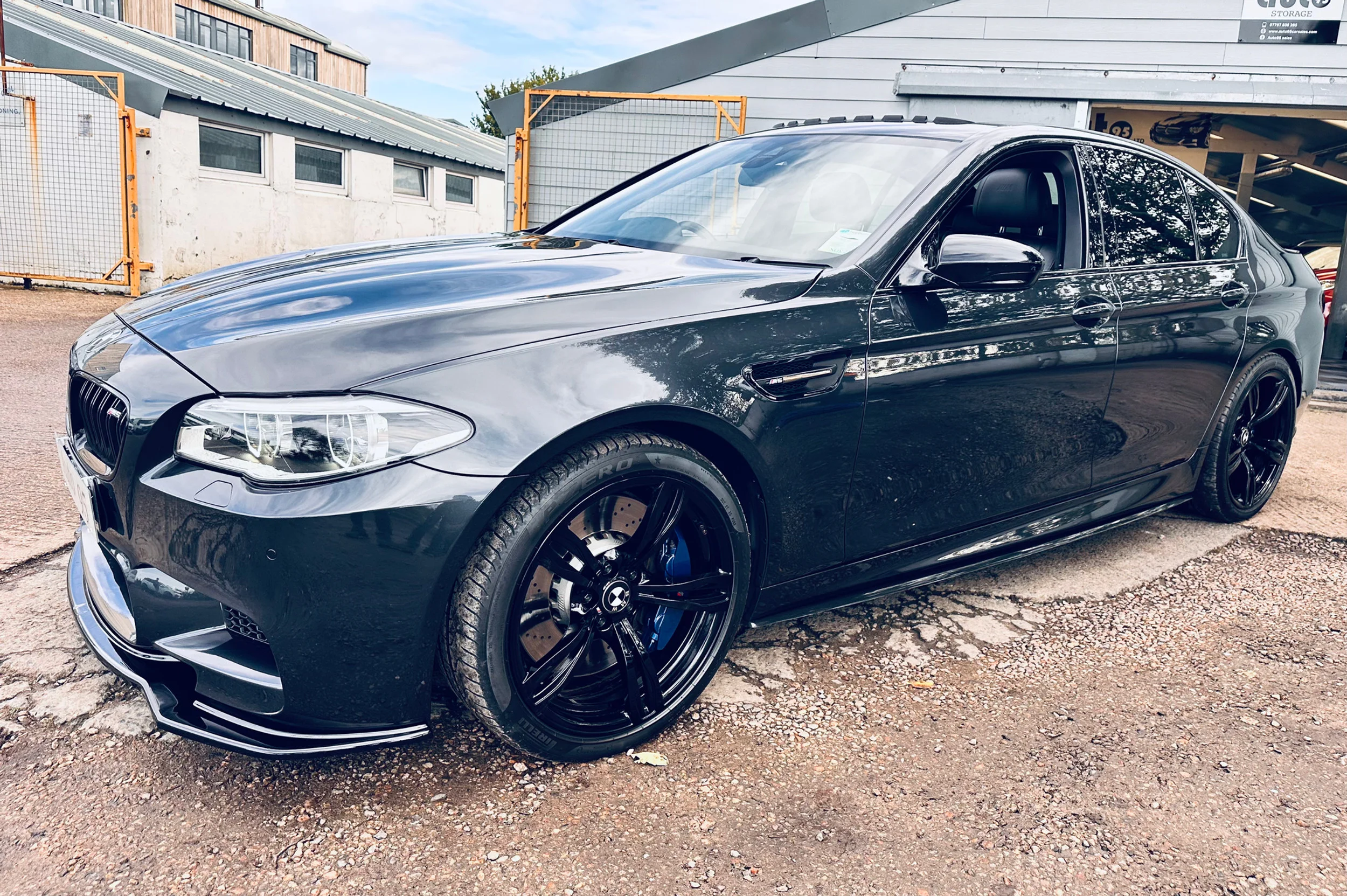 £25995.00**AUTO**BMW M5 F10 N 4.4 TWIN-TURBOCHARGED 640 BHP 720 NM TORQUE 07/2014 45K MILES ONLY MINT CONDITION — photo 1