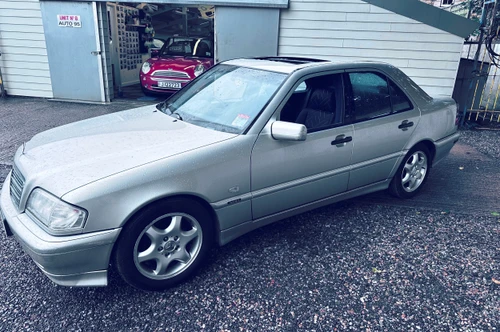 £1995.00 MERCEDES C180 SALOON 46K MLS ONLY 06/1998 1.8L PETROL
