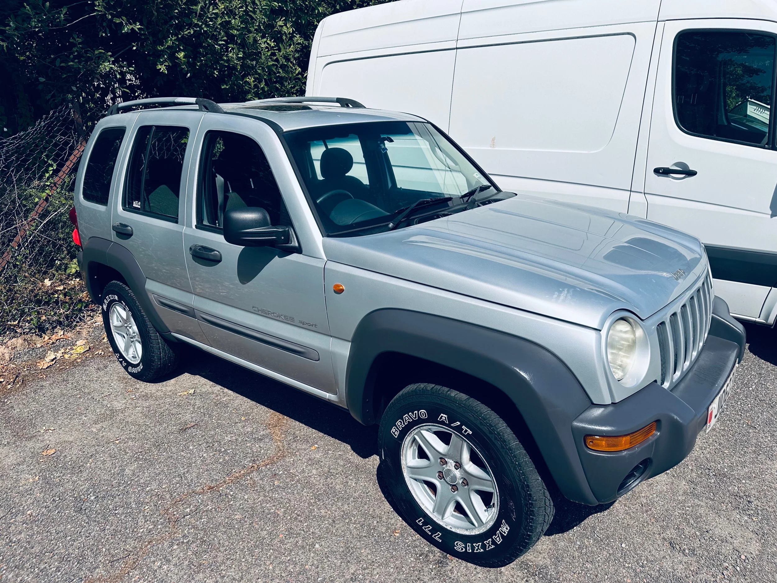 £995.00 **AUTO-TOW BAR**JEEP CHEROKEE SPORT 3.7L PETROL 95K MILES 2002 — photo 1