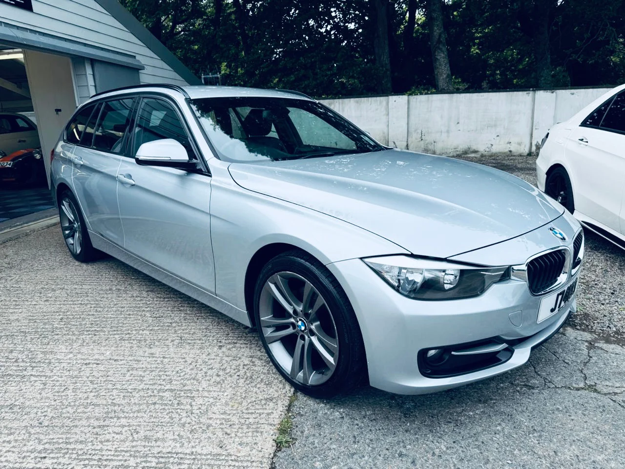 £9995.00 ""DIESEL"" BMW F31 320d SPORT TOURING 2013 81K MILES — photo 1