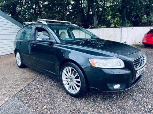 £3995.00 **DIESEL** VOLVO V50 SE LUX EDITION DRIVE 05/2011 76K MILES
