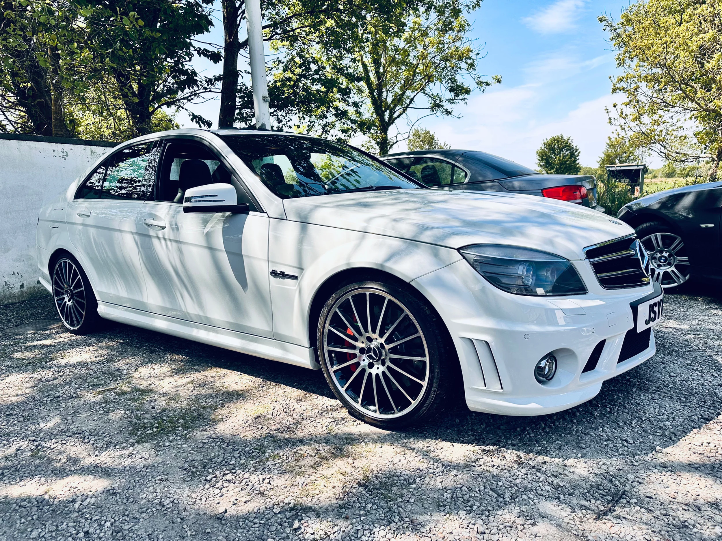 £18995.00 MERCEDES C63 AMG SALOON 6.2 V8 PETROL 2010 81K MLS — photo 1