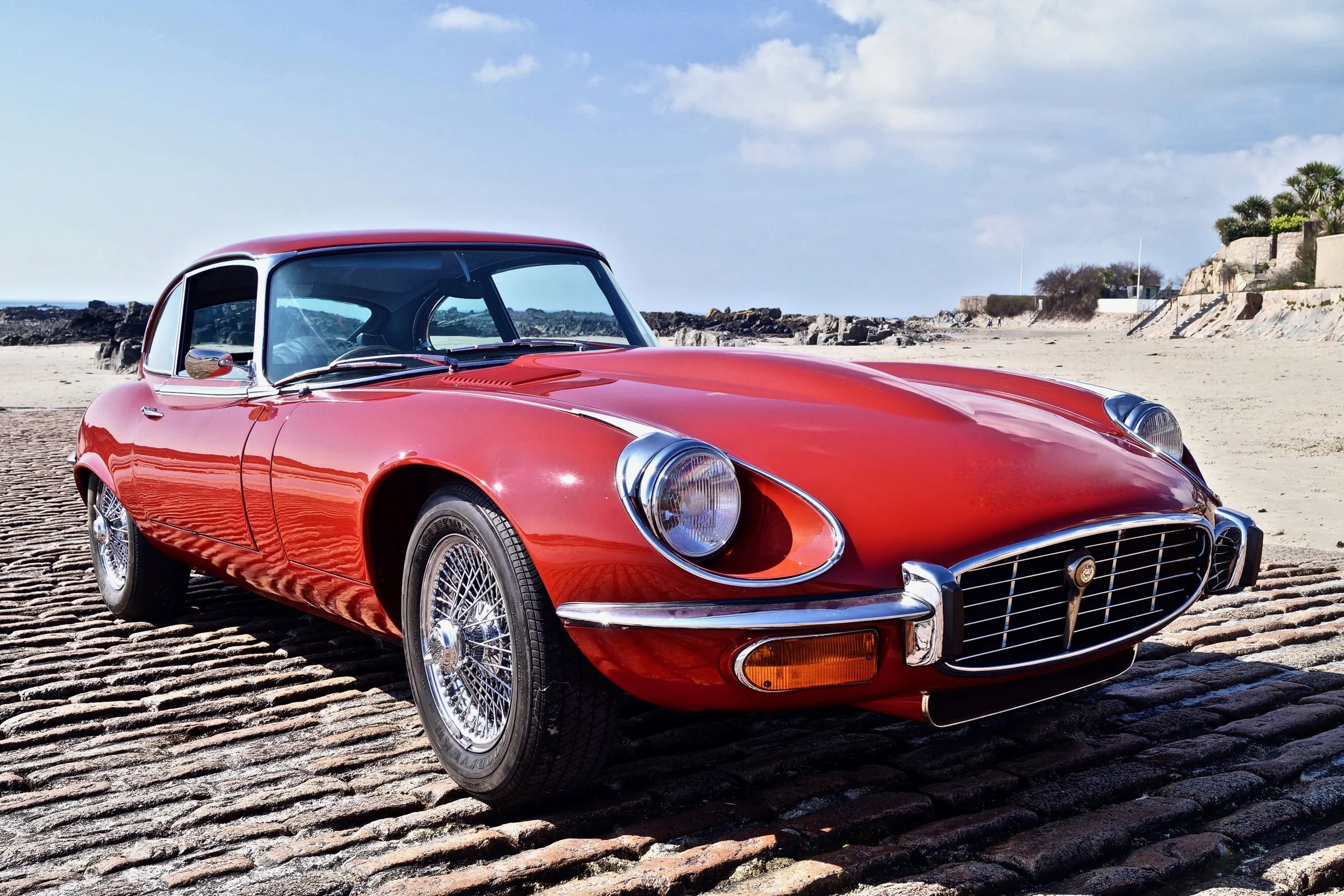 JAGUAR E TYPE V12 COUPE — photo 1
