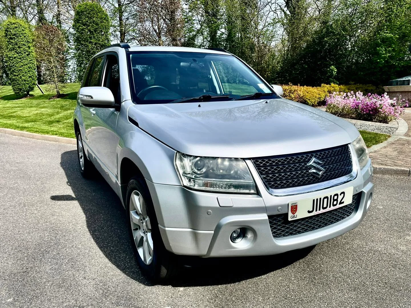 Suzuki Grand Vitara Auto — photo 1