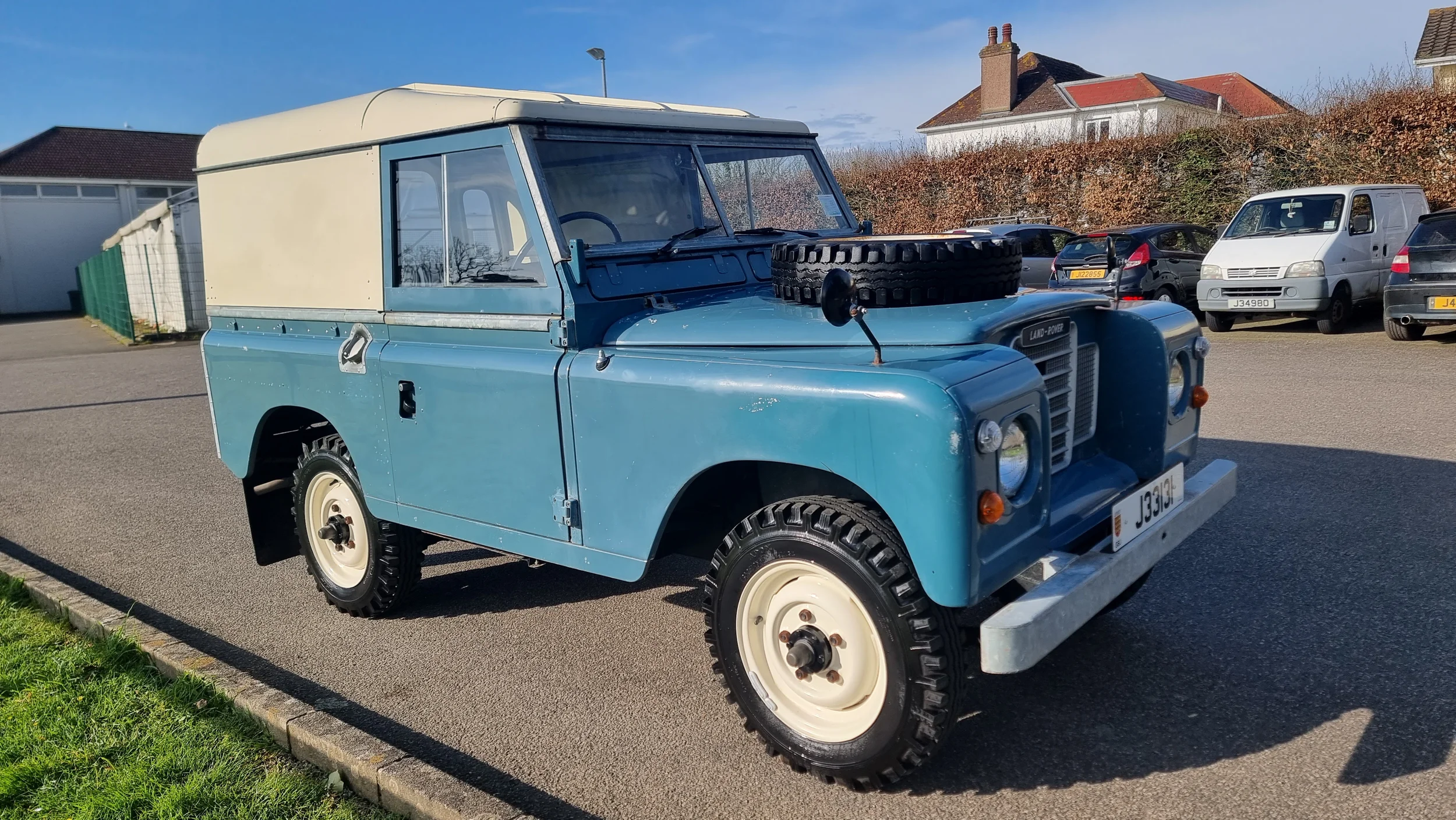 1976 Land Rover Series 111 — photo 1