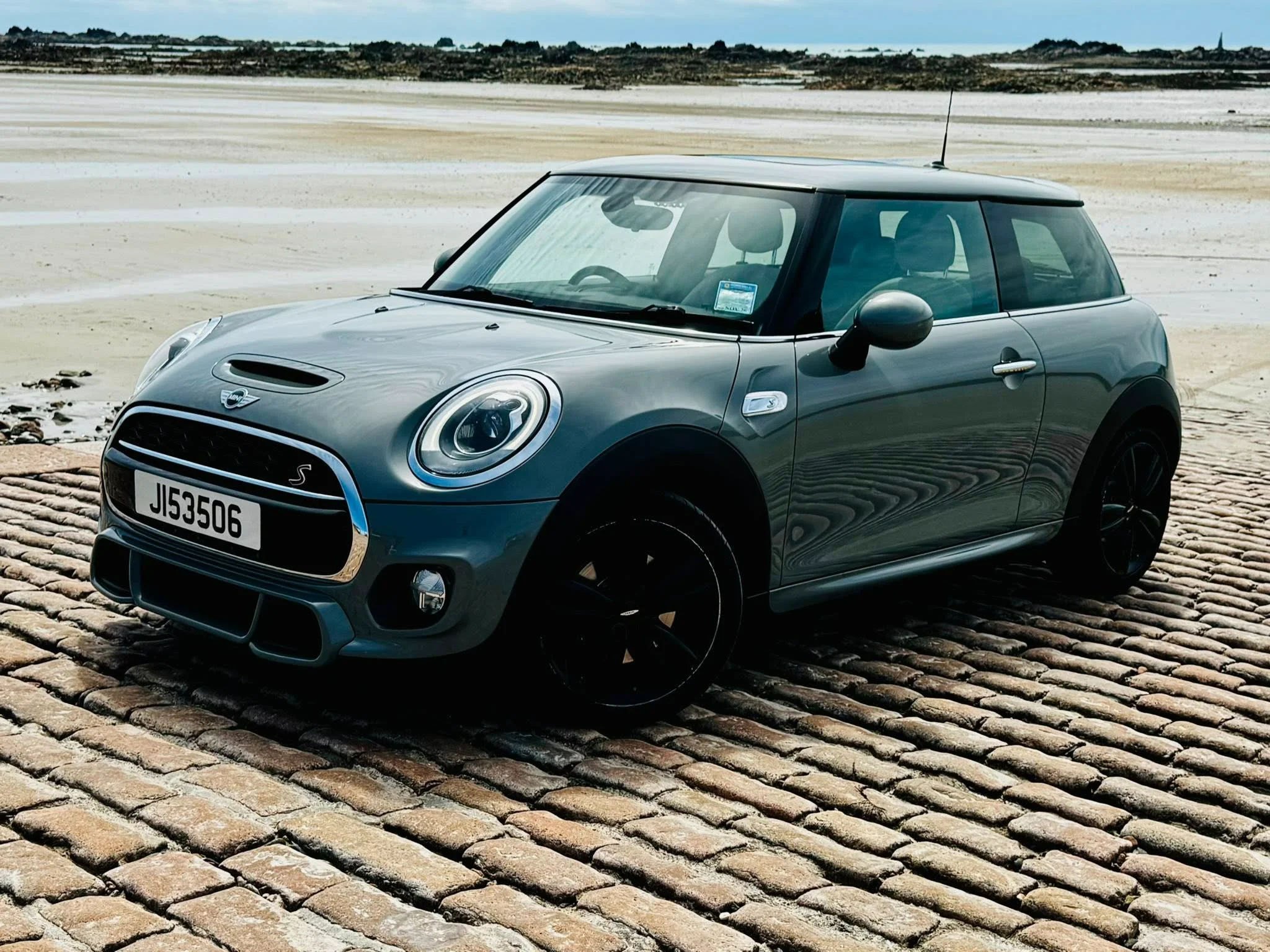 2015 Mini Cooper S 3dr Auto Sport Pack — photo 1
