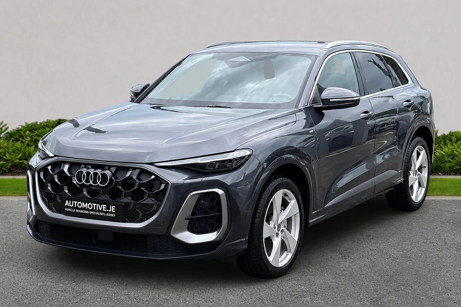 Audi Q5 2.0 TFSI S line S Tronic quattro Euro 6 (s/s) 5dr — photo 1