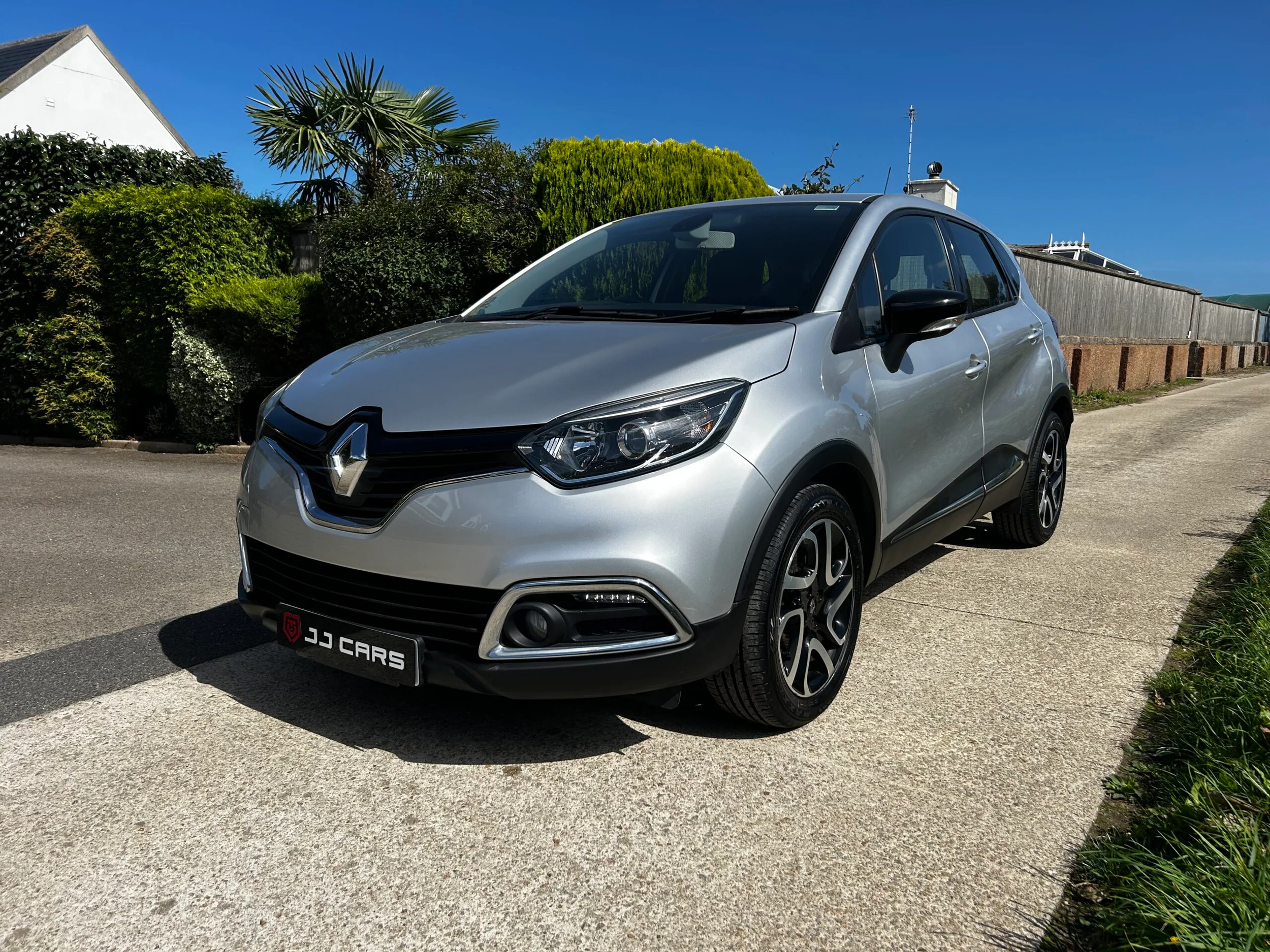 Renault Captur Auto — photo 1