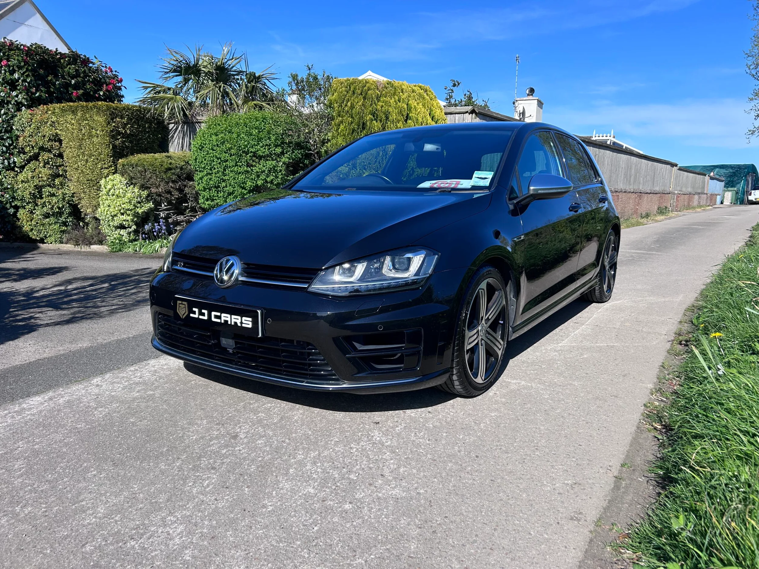 Volkswagen Golf RLine — photo 1