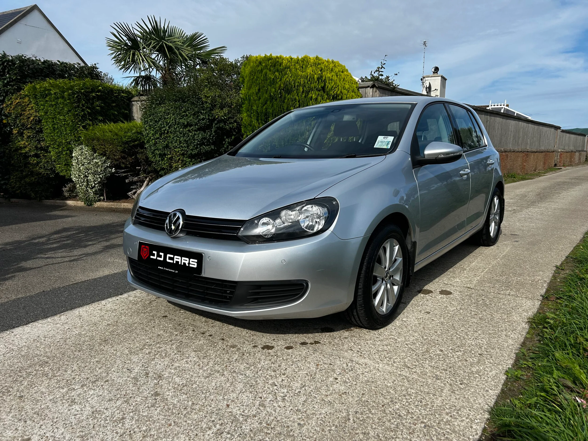 Volkswagen Golf — photo 1