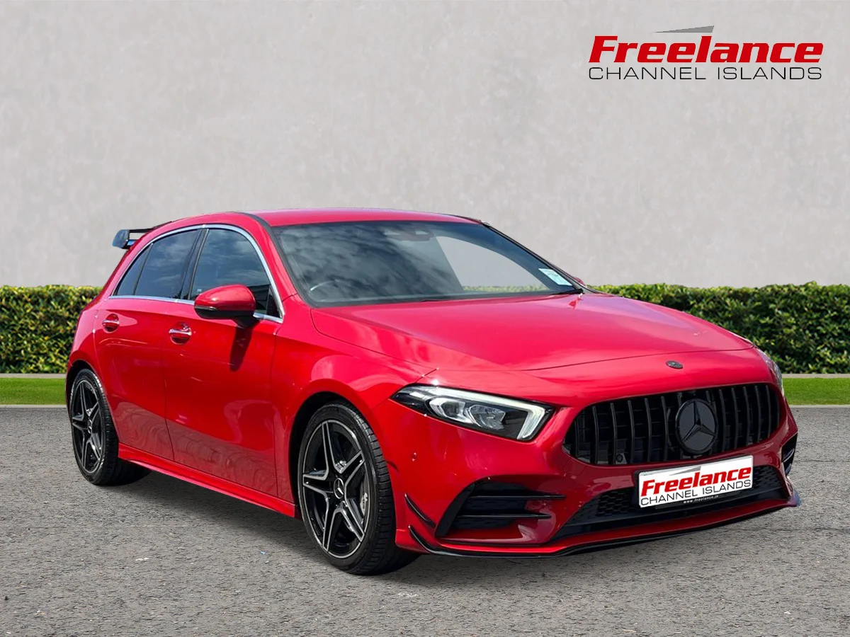 2019 MERCEDES A35 — photo 1