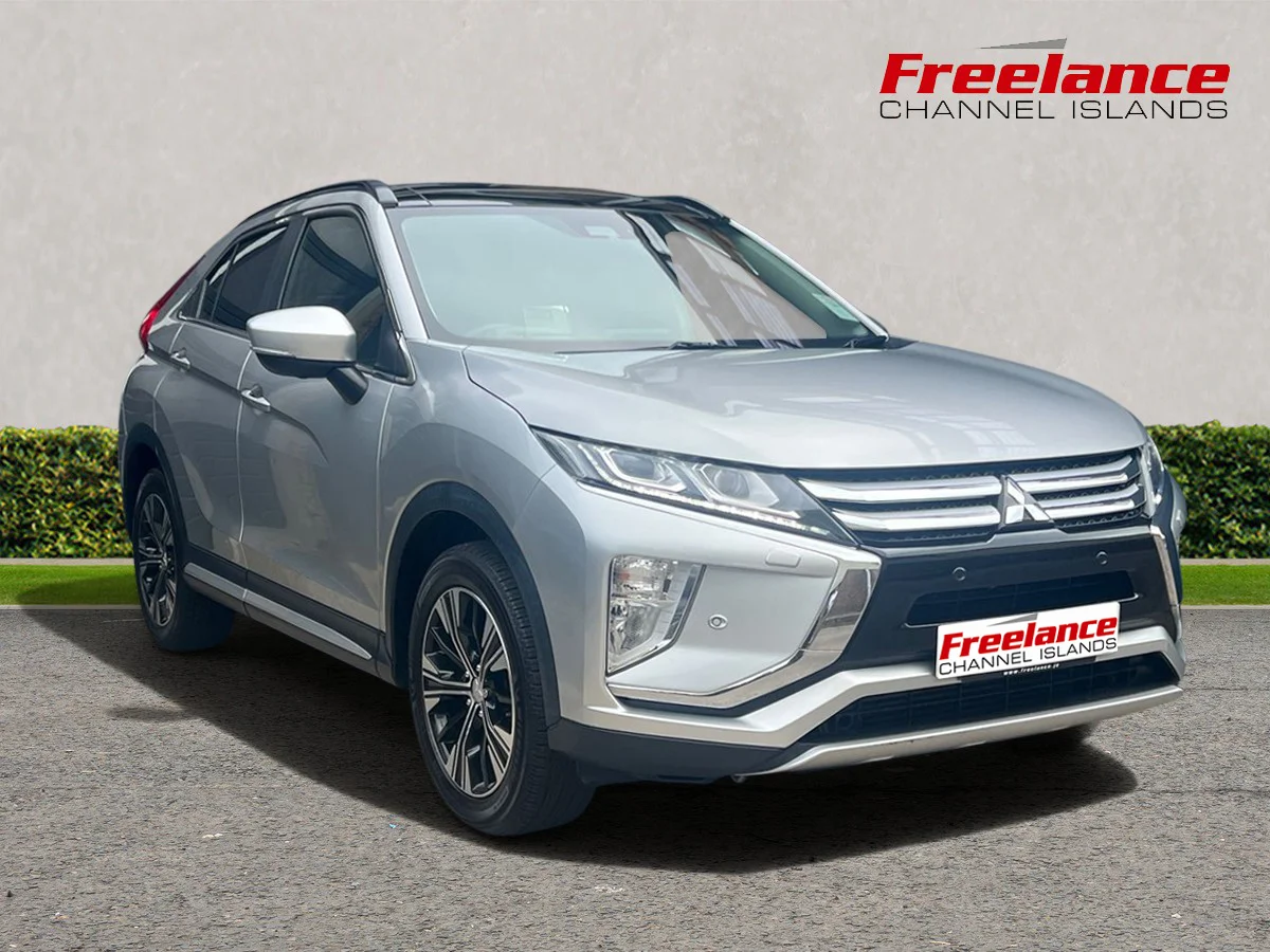 2018 MITSUBISHI Eclipse — photo 1