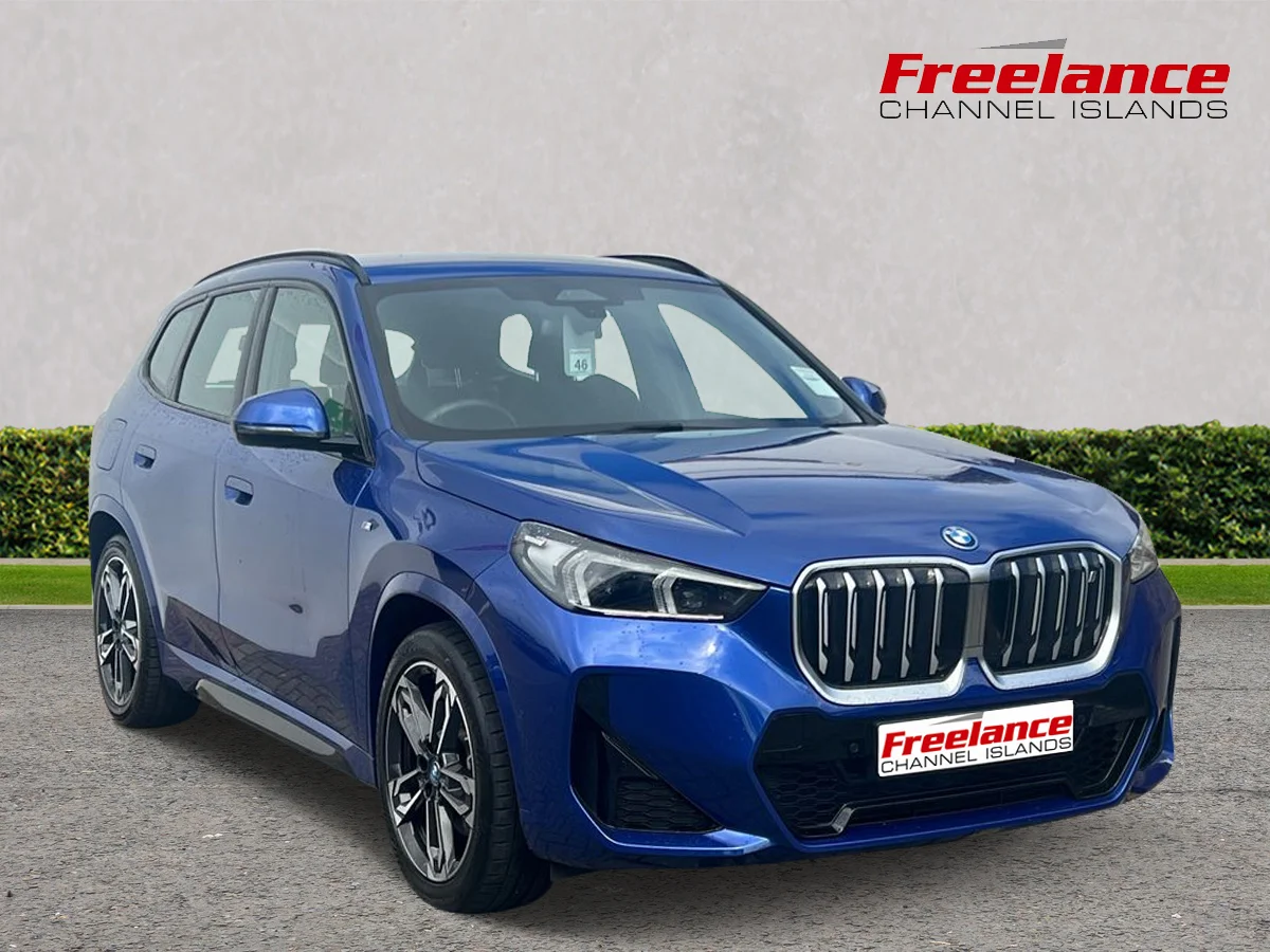 2023 BMW IX1 XD30 M Sport — photo 1