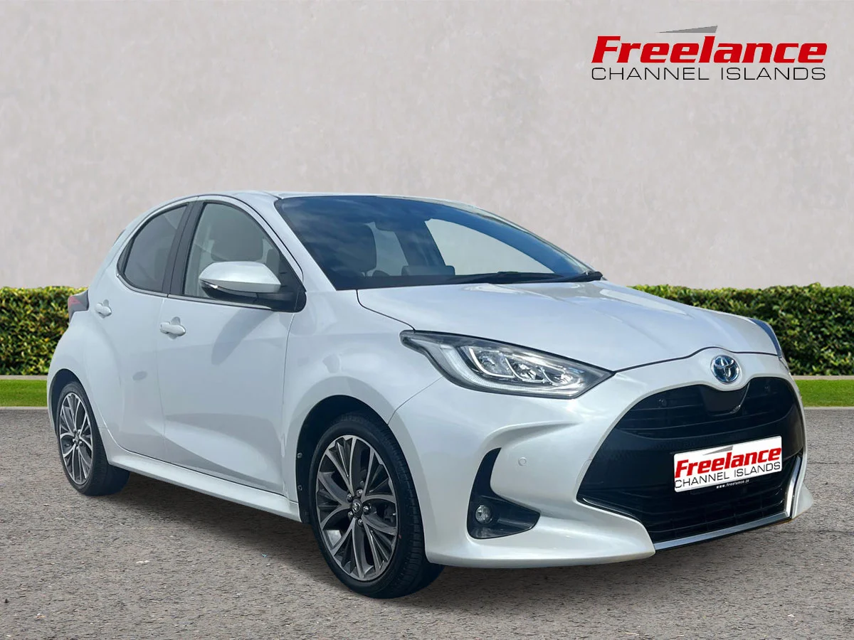 2023 Toyota Yaris 1.5 Hybrid Excel — photo 1