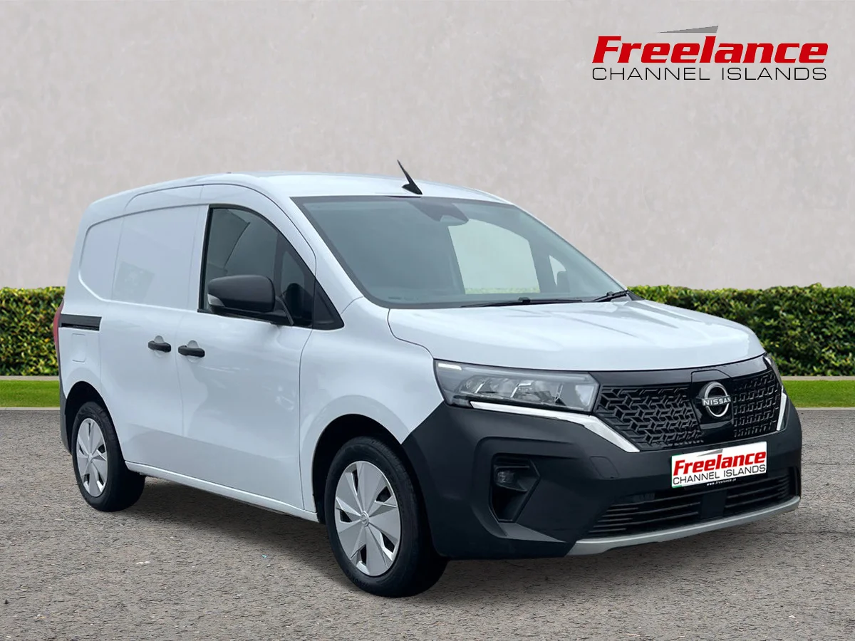 2024 NISSAN Townstar — photo 1