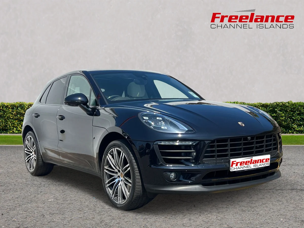 2018 PORSCHE Macan — photo 1