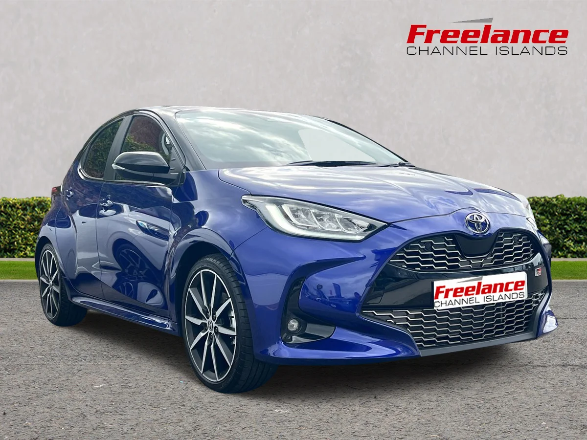 2026 Toyota Yaris GR Sport Bi Tone — photo 1