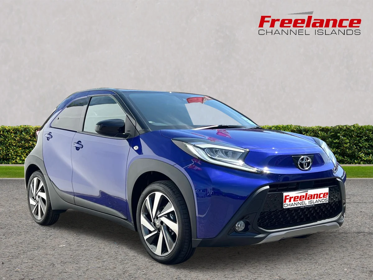 2025 TOYOTA Aygo X — photo 1
