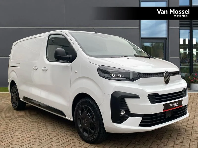 Citroen Dispatch M Diesel 2.0 BlueHDi 145ps Van Driver — photo 1