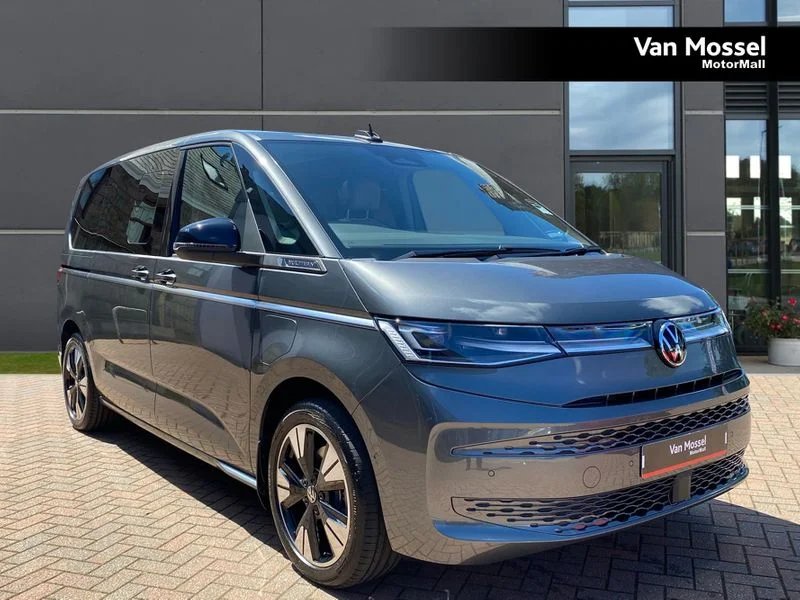 Volkswagen Multivan Estate 1.5 TSI eHybrid Style 5dr 4MOTION DSG [6 Seat] — photo 1
