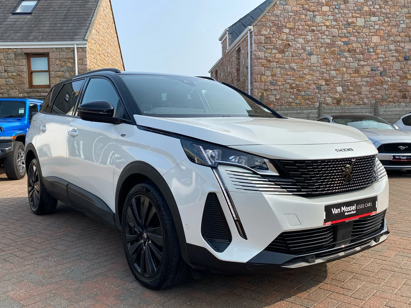 Peugeot 5008 1.6 PureTech 180 GT Premium 5dr EAT8 — photo 1