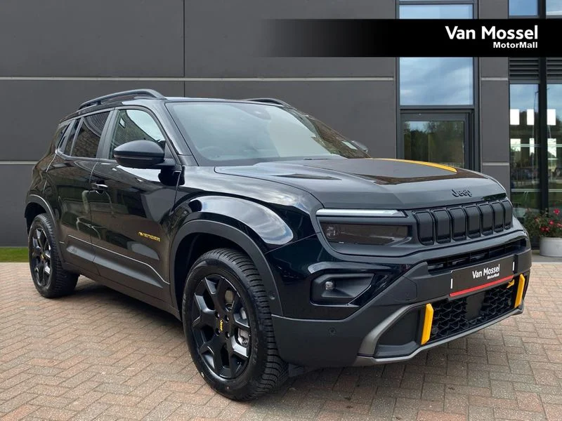 Jeep Avenger Hatchback Special Edition 1.2 E-AWD e-Hybrid The North Face 5dr DCT — photo 1