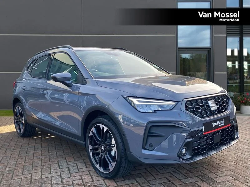 SEAT Arona Hatchback 1.0 TSI 115 FR Sport 5dr DSG — photo 1