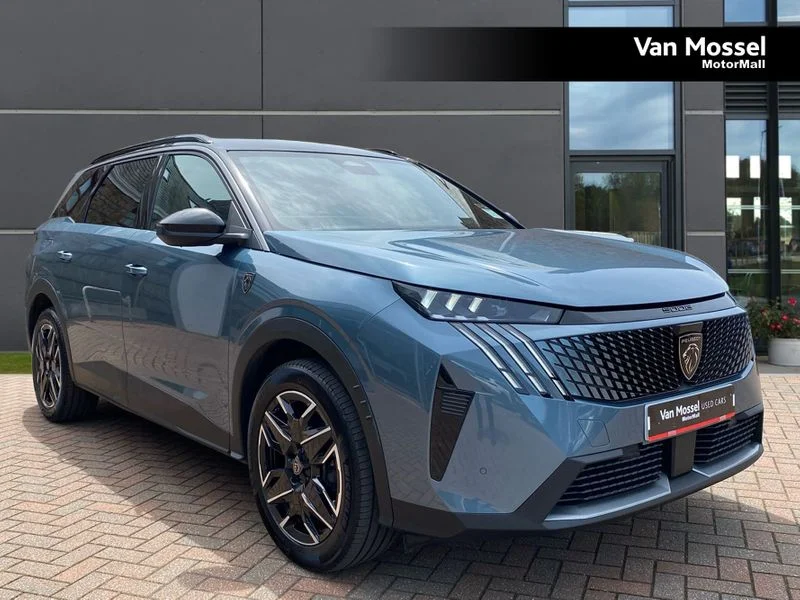 Peugeot 5008 Estate 1.2 Hybrid 136 GT 5dr e-DSC6 — photo 1