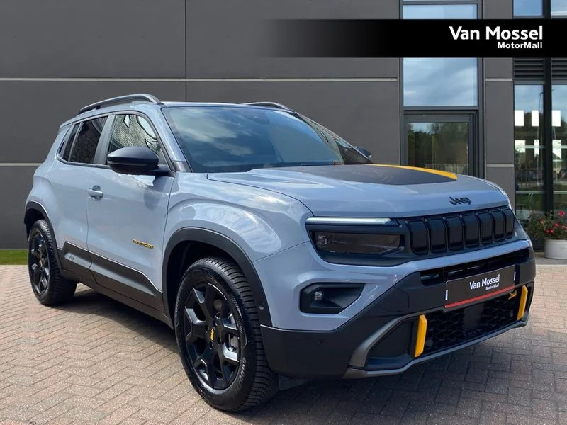 Jeep Avenger Hatchback Special Edition 1.2 E-AWD e-Hybrid The North Face 5dr DCT — photo 1
