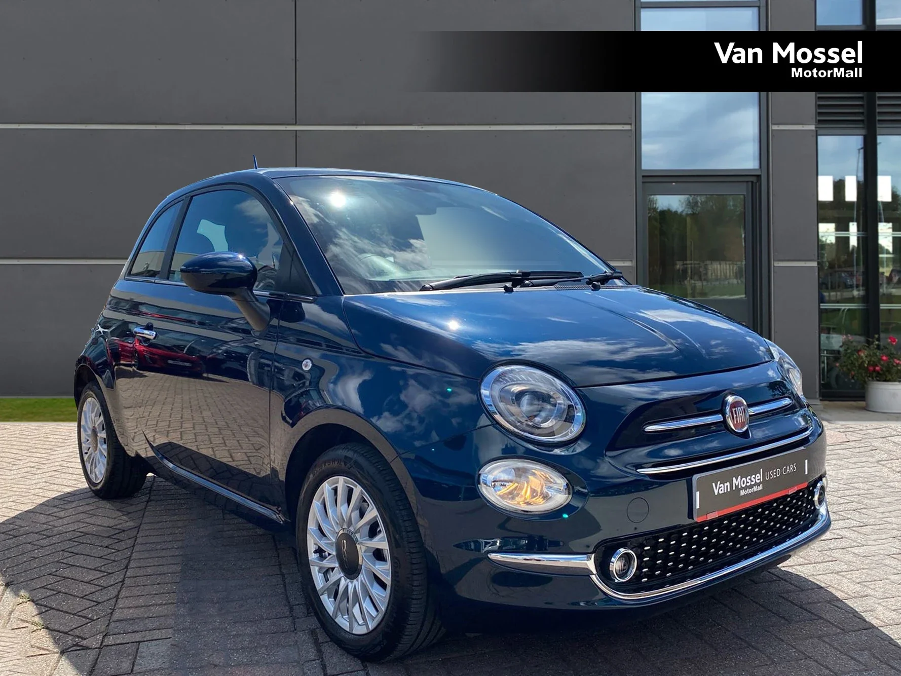 Fiat 500 1.0 Mild Hybrid 3dr — photo 1