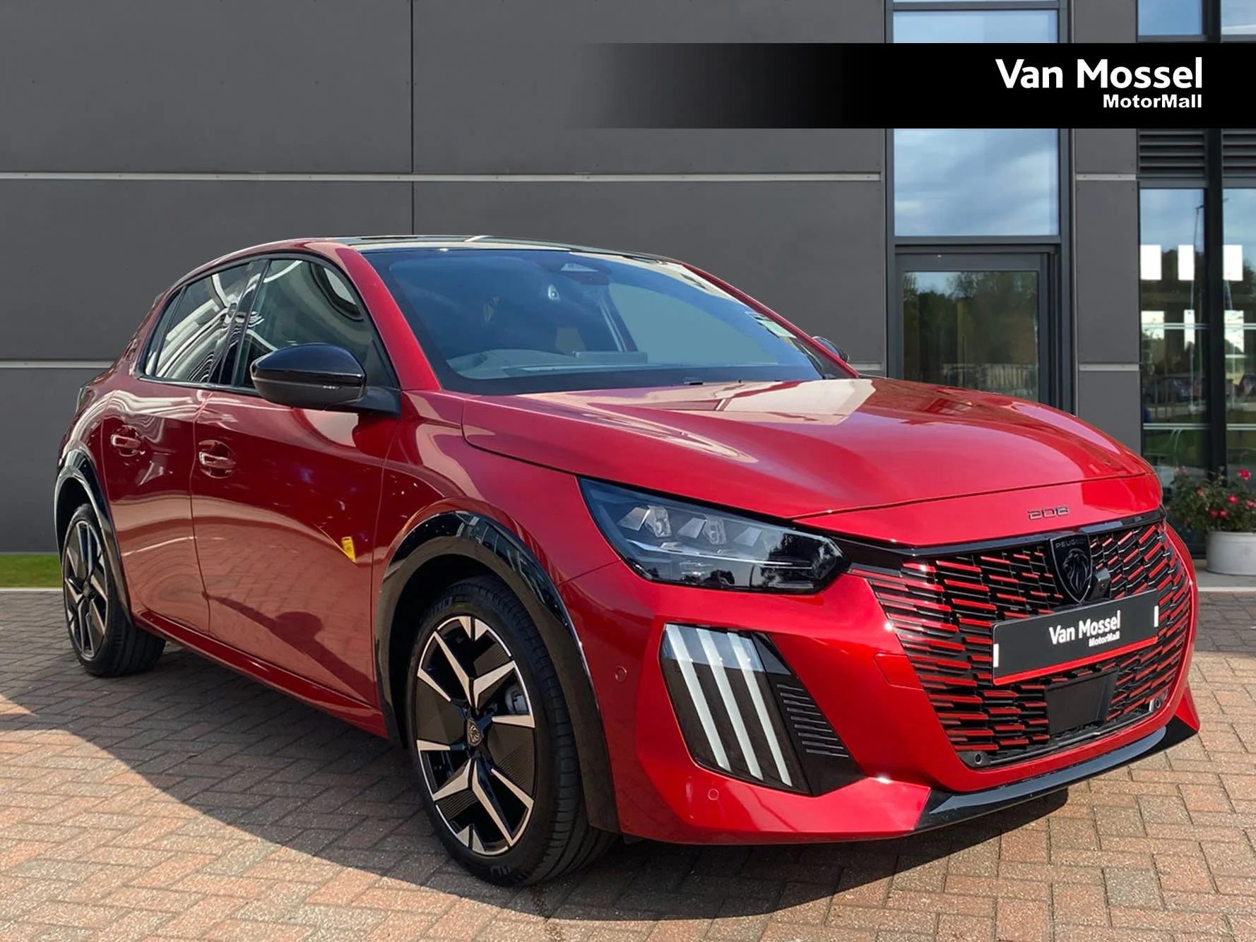 Peugeot 208 1.2 Hybrid 145 GT Premium 5dr e-DSC6 — photo 1
