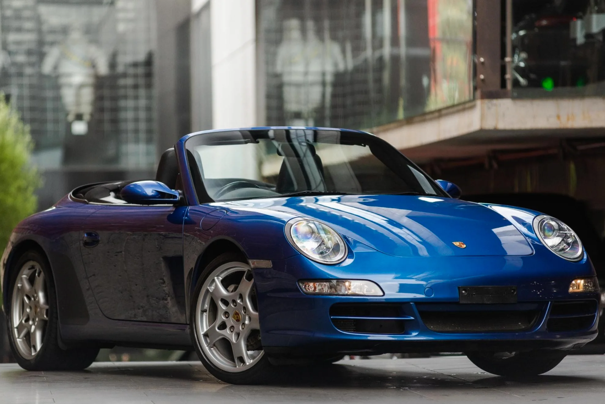 Porsche 911 Carrera Convertible — photo 1