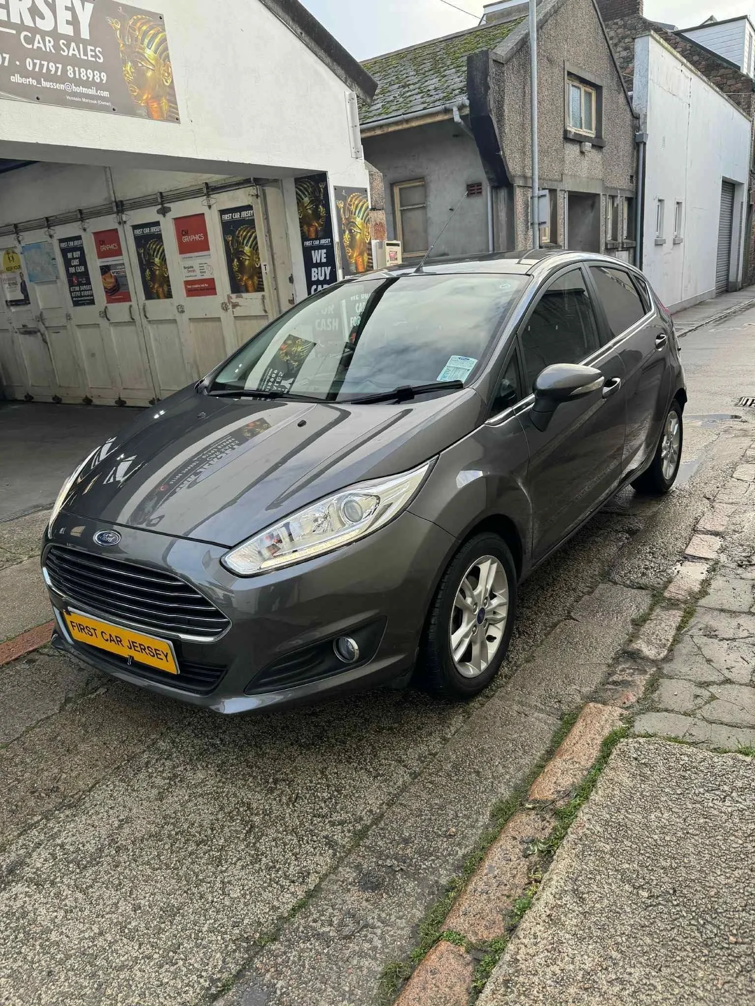 2016 Ford fiesta zetec — photo 1
